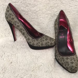 4” high heel shoes